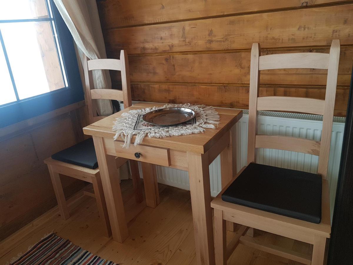 Tulean Cabin Săcel エクステリア 写真